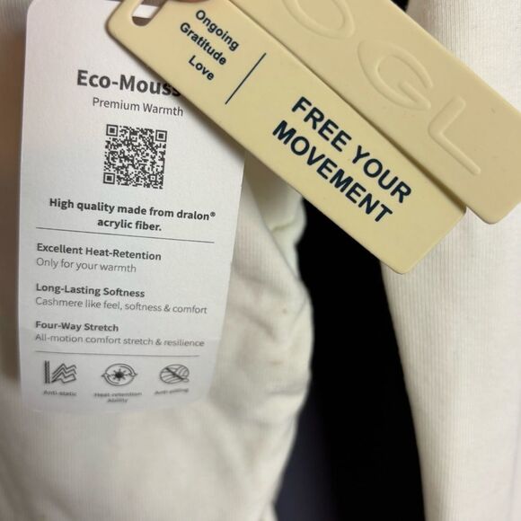 OGL Eco Mousse Mid Thermal V-Neck Ruched Sides Brami Top Off White Medium - Picture 6 of 7